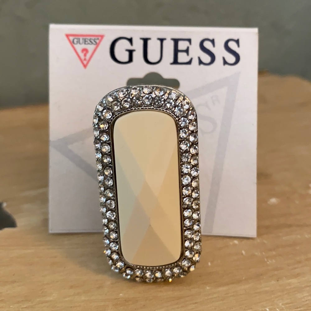 Guess rectangular stone ring with crystals size 7
